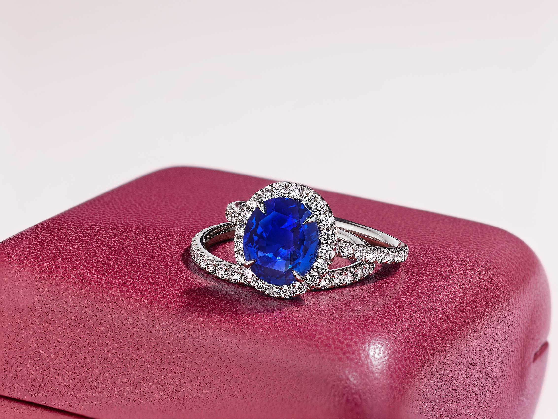 Sapphire-Ring-by-Marina-Fragoso