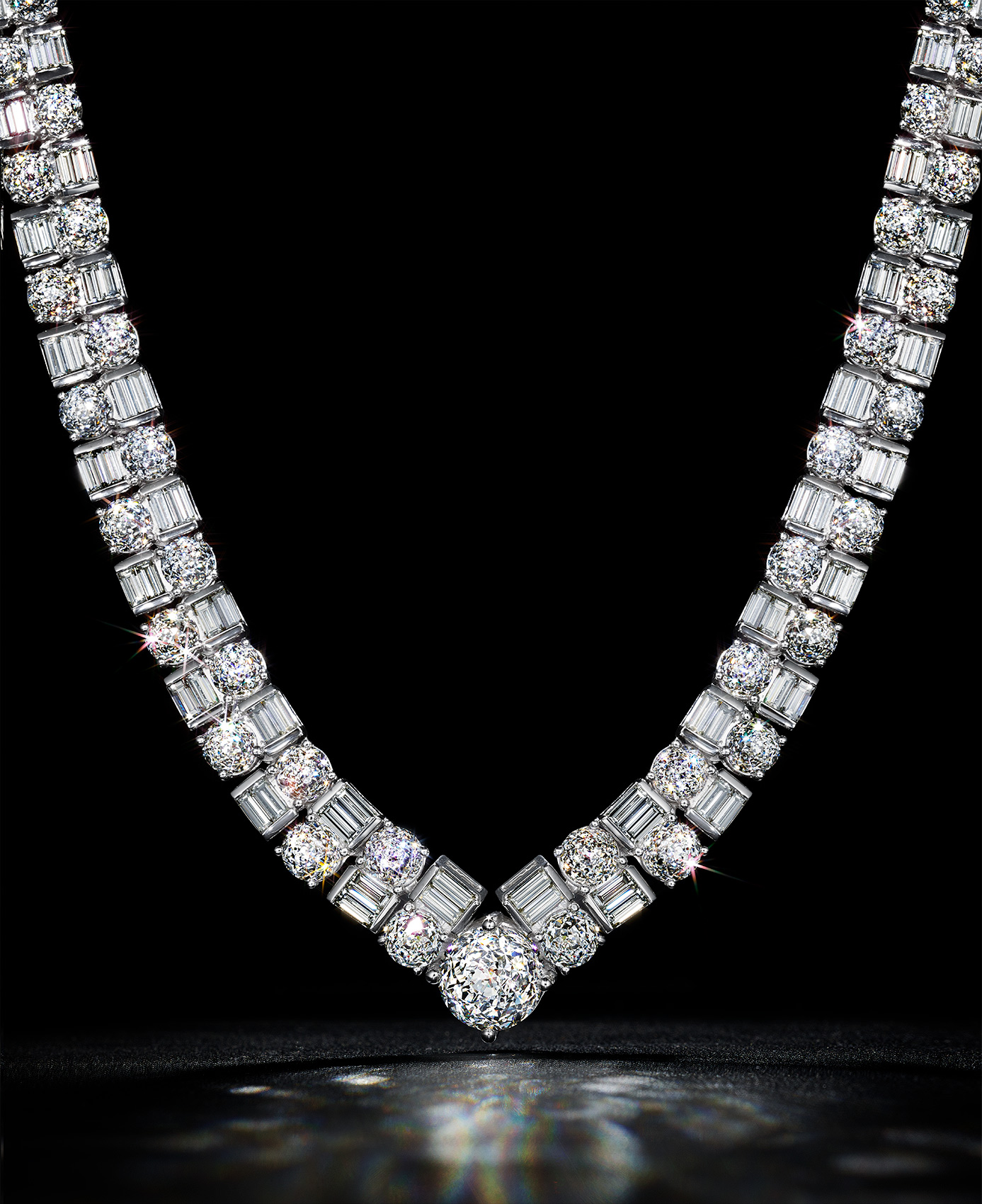 Sparklng Diamond Necklace
